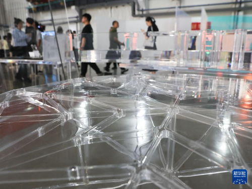 新华全媒 高质量发展调研行丨从 小作坊 到 小巨人 民企竞逐 专精特新